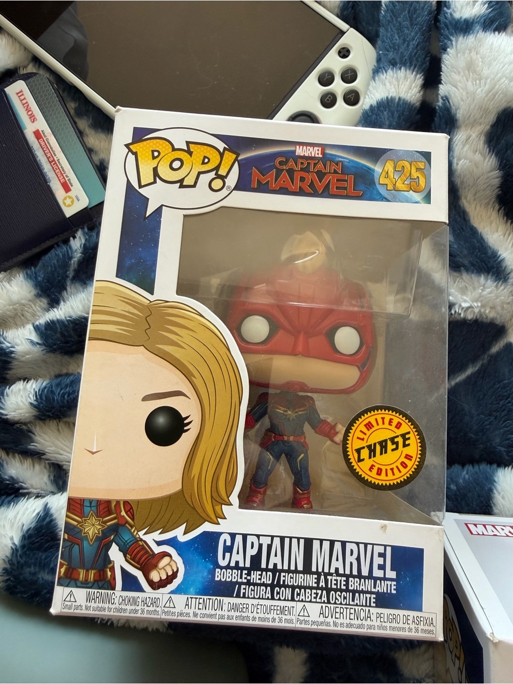 Funko Pop! Captain Marvel (Limited Chase edition)